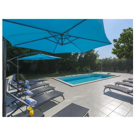 Romi M * ポレッチ